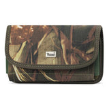 REIKO HORIZONTAL RUGGED POUCH IPHONE 5/ 5S/ SE WITH VELCRO IN CAMOUFLAGE (5.27x2.71x0.7 INCHES PLUS)